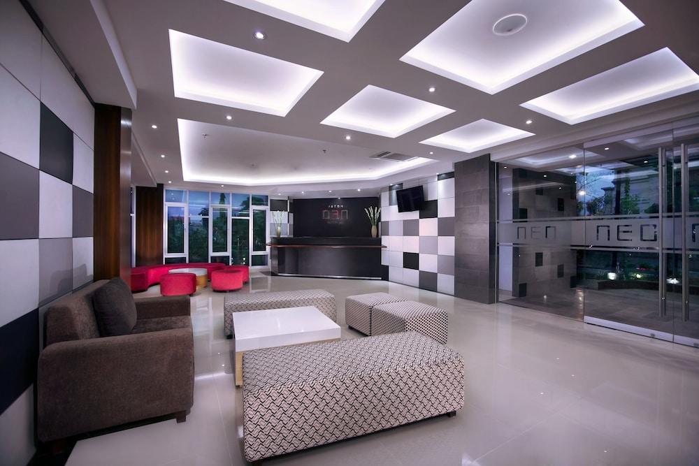 Neo Denpasar By Aston Hotel Exterior photo
