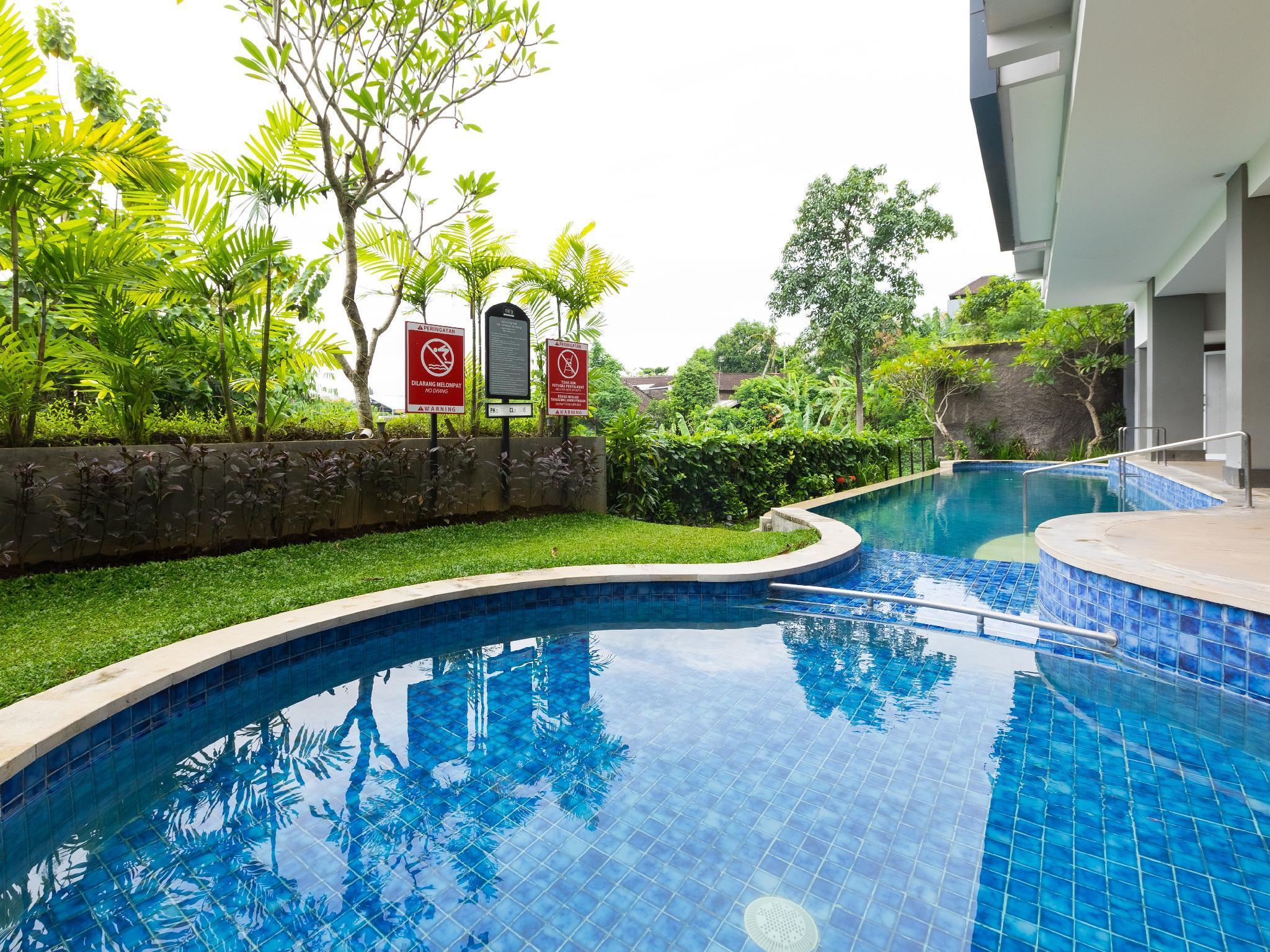 Neo Denpasar By Aston Hotel Exterior photo