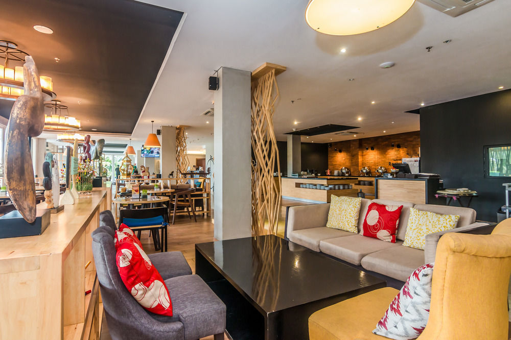 Neo Denpasar By Aston Hotel Exterior photo