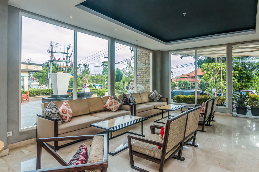 Neo Denpasar By Aston Hotel Exterior photo